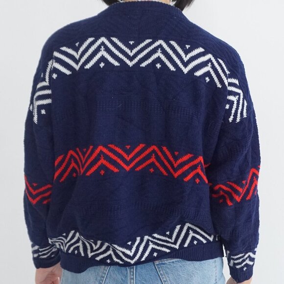 Vintage Tricot Boutique Blue Knit w Red White Design Crewneck Sweater L - Picture 3 of 9